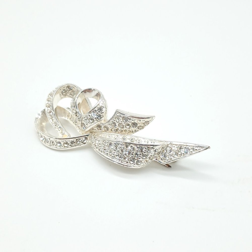 Coro Silver Crystal Ribbon Brooch. Women's Silver Cluster Spray Bow Pin Jewelry